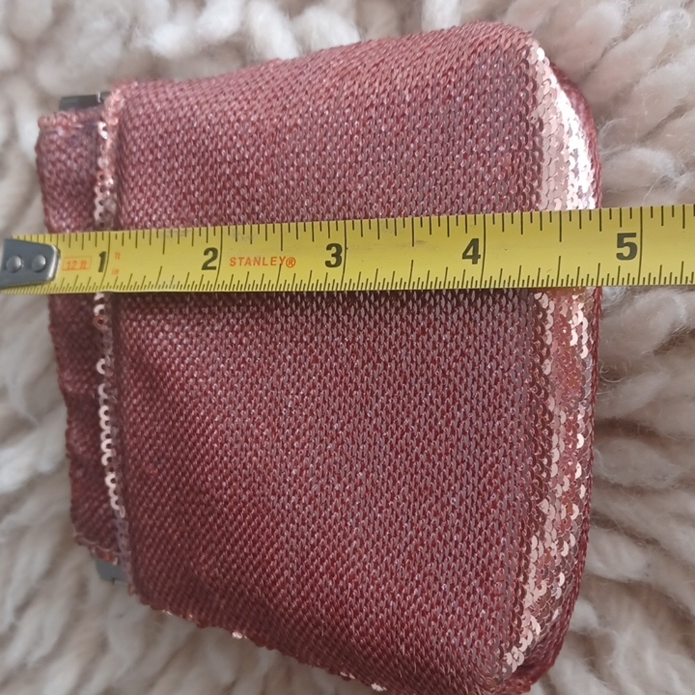 Anthropologie pouch - Picture 6 of 12